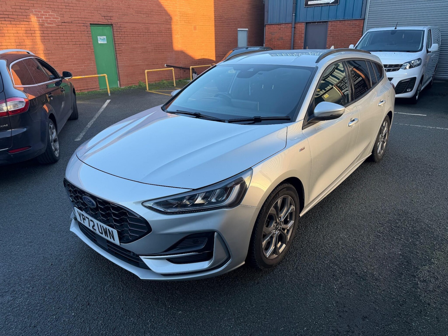 Used Ford Focus 2022 for sale - 76965136: Photo 7