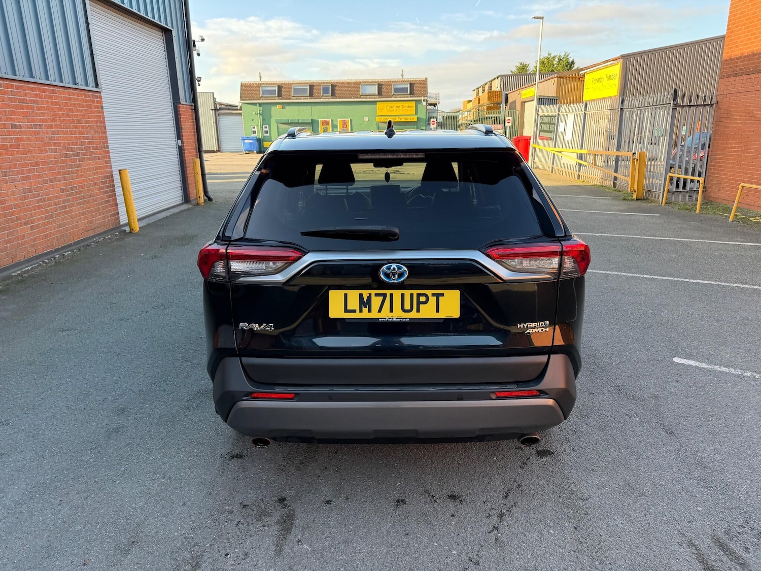 Used Toyota RAV4 2021 for sale - 77040697: Photo 4