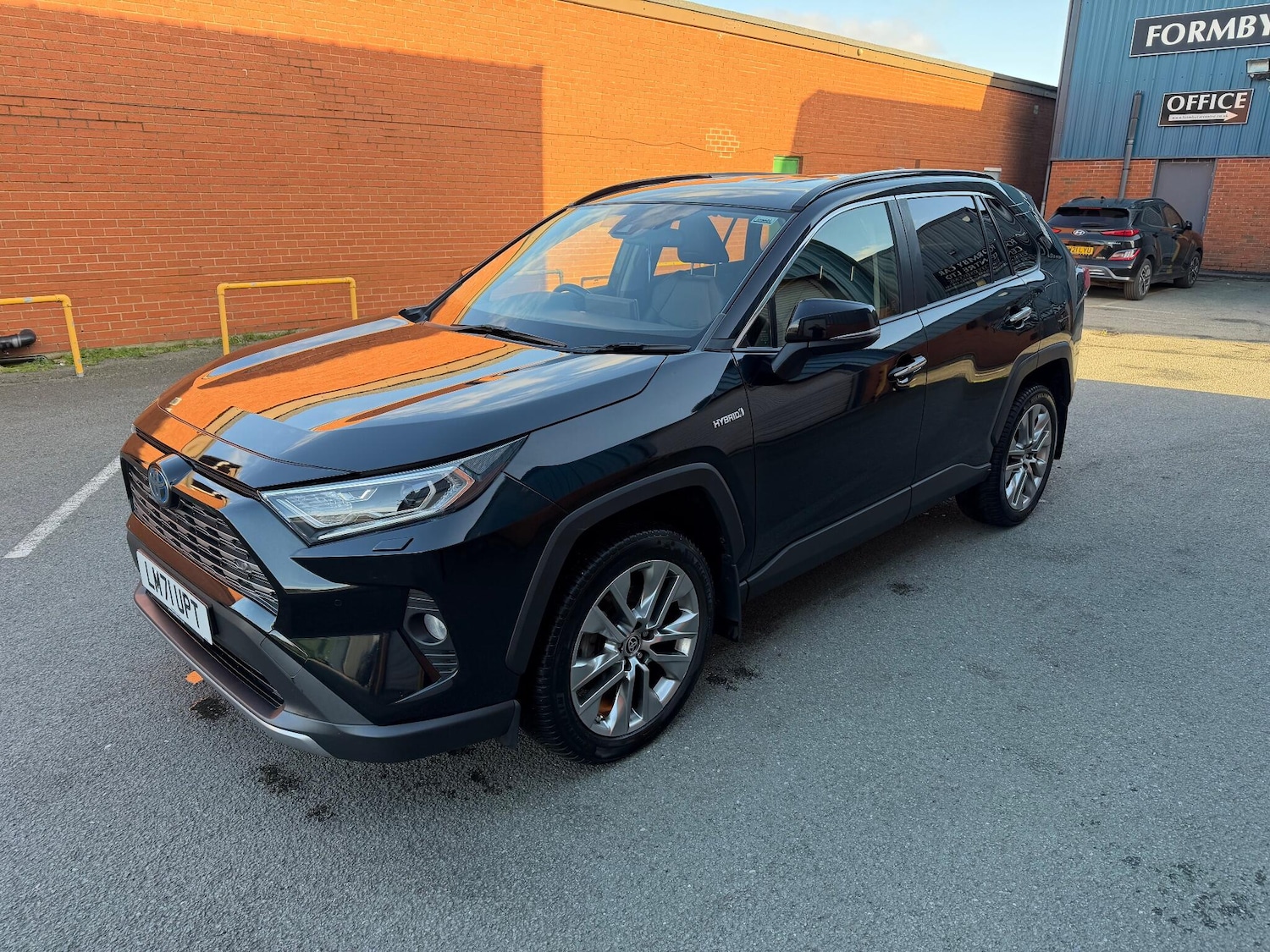 Used Toyota RAV4 2021 for sale - 77040697: Photo 7