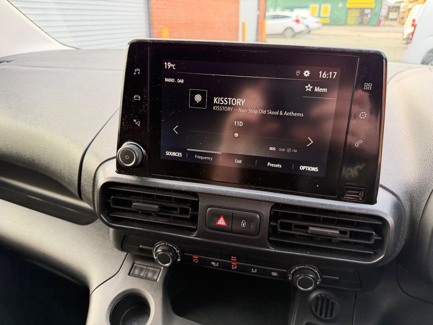 Used Vauxhall Combo 2020 for sale - 76610165: Photo 17