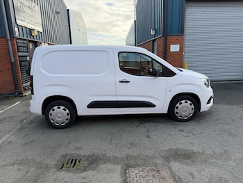 Used Vauxhall Combo 2020 for sale - 76610165: Photo