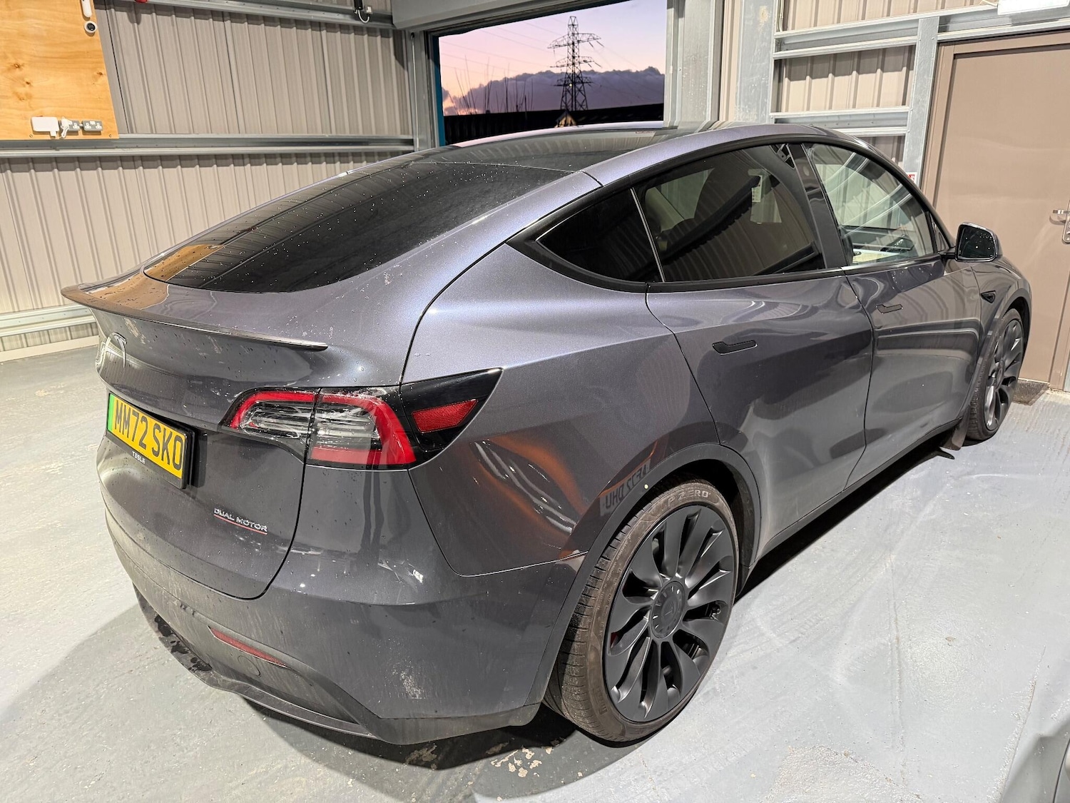 Used Tesla Model Y for sale - 76965499: Photo 2