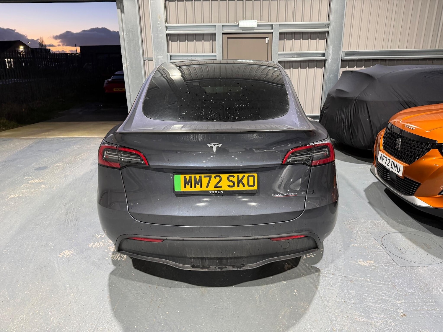 Used Tesla Model Y for sale - 76965499: Photo 3