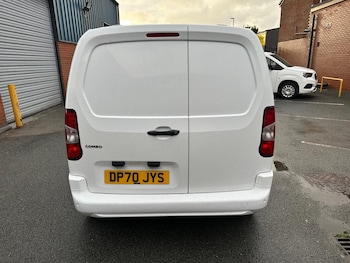 Used Vauxhall Combo 2020 for sale - 76610153: Photo