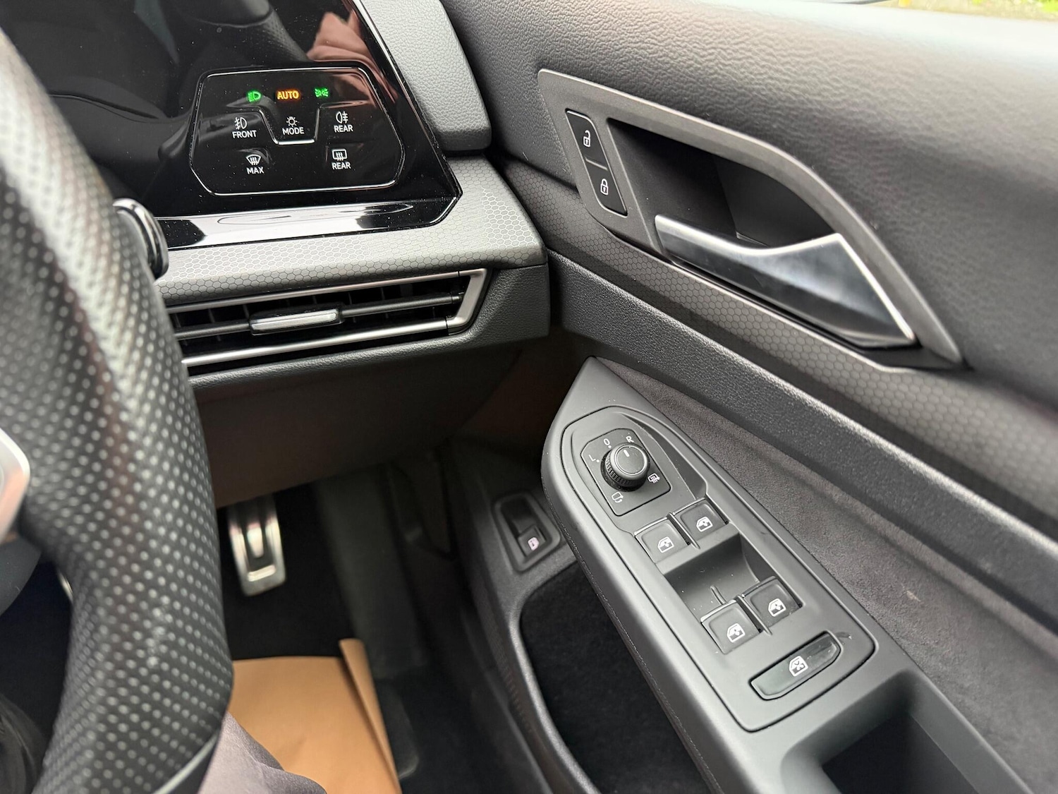 Used Volkswagen Golf 2022 for sale - 76610152: Photo 16