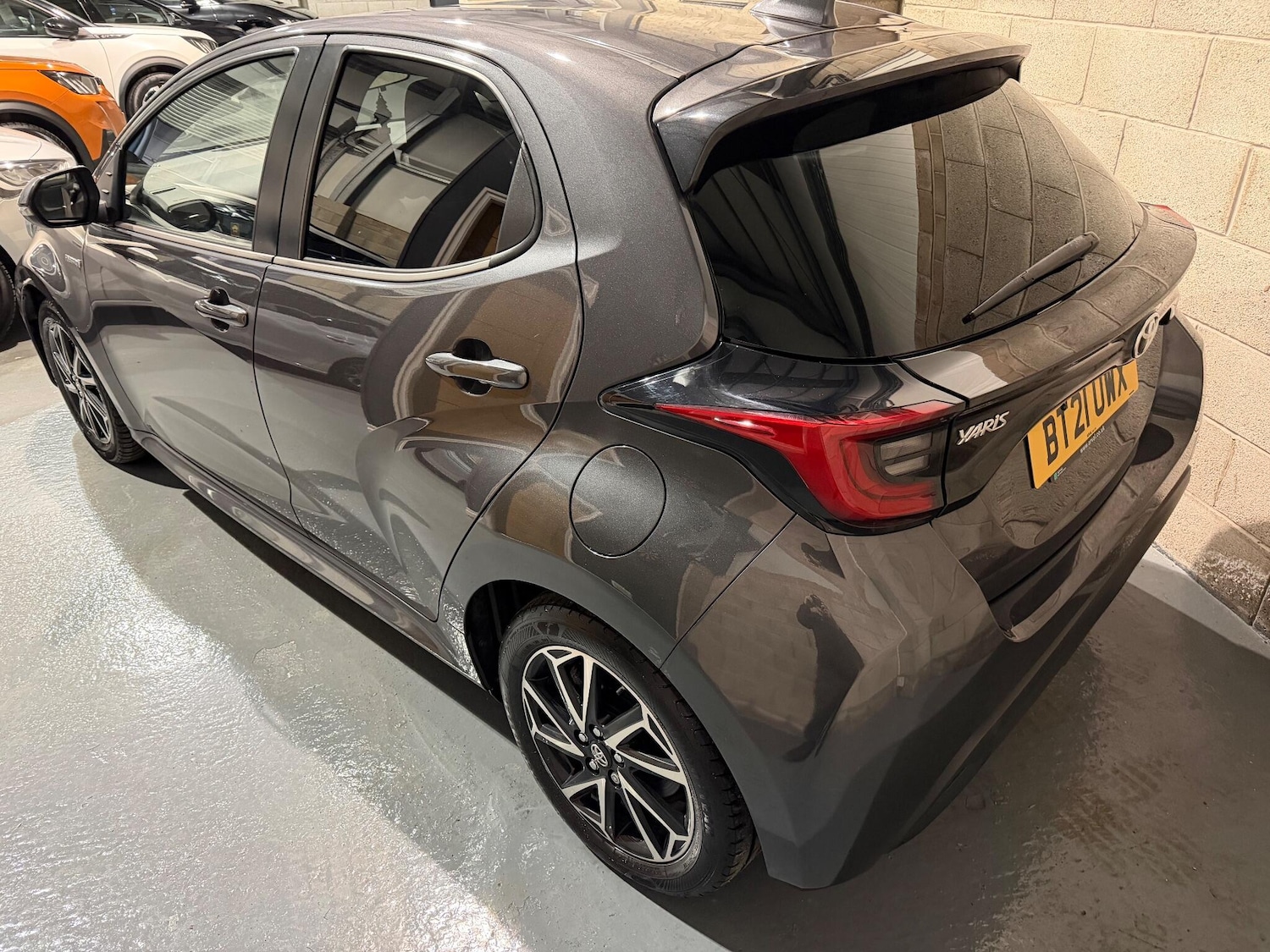 Used Toyota Yaris 2021 for sale - 77156528: Photo 2