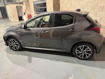 Used Toyota Yaris 2021 for sale - 77156528: Photo