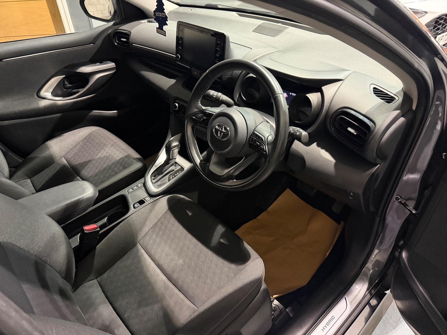 Used Toyota Yaris 2021 for sale - 77156528: Photo 8