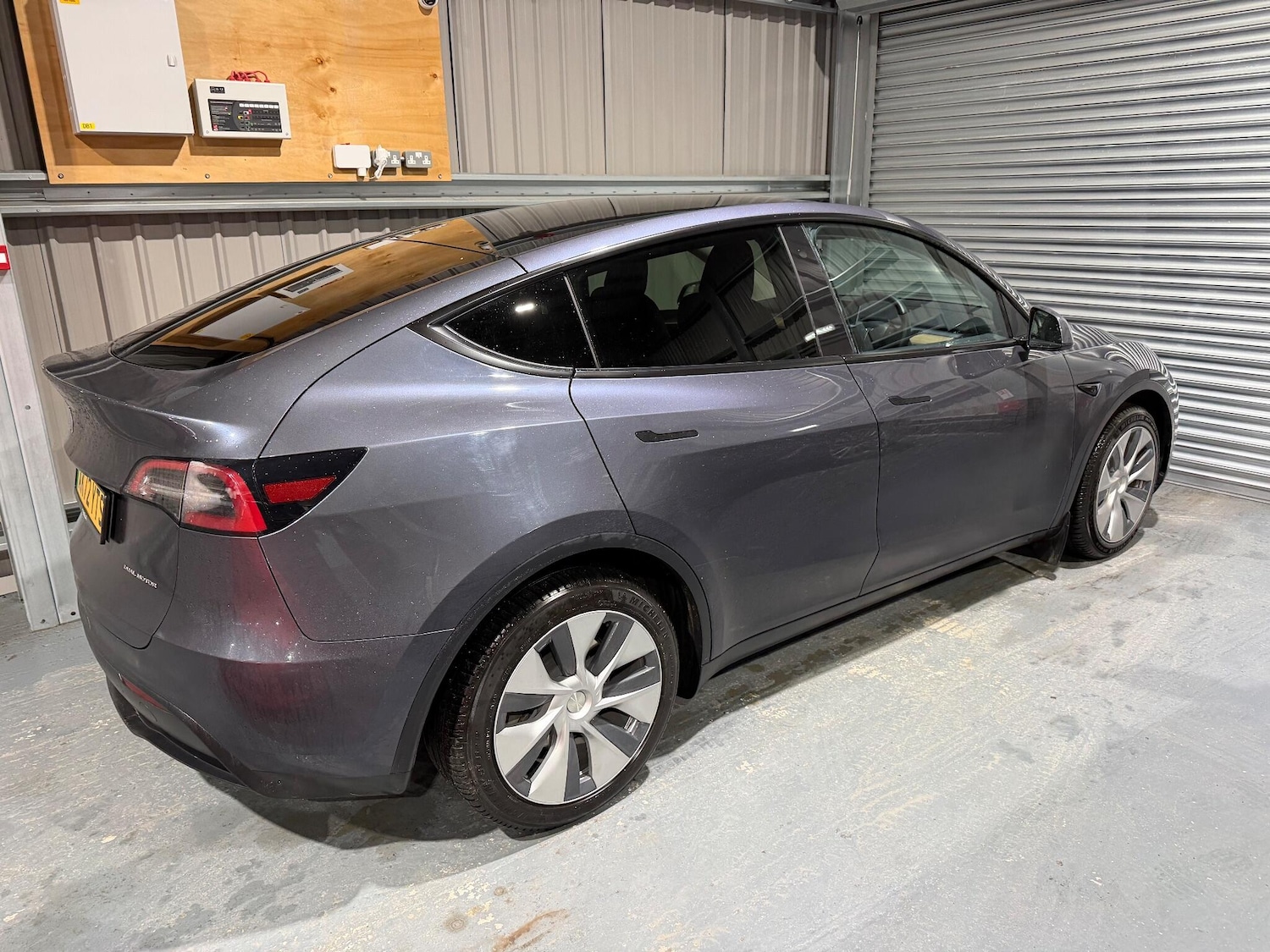Used Tesla Model Y 2022 for sale - 76995140: Photo 2