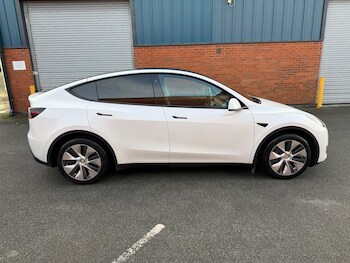 Used Tesla Model Y 2022 for sale - 76926122: Photo