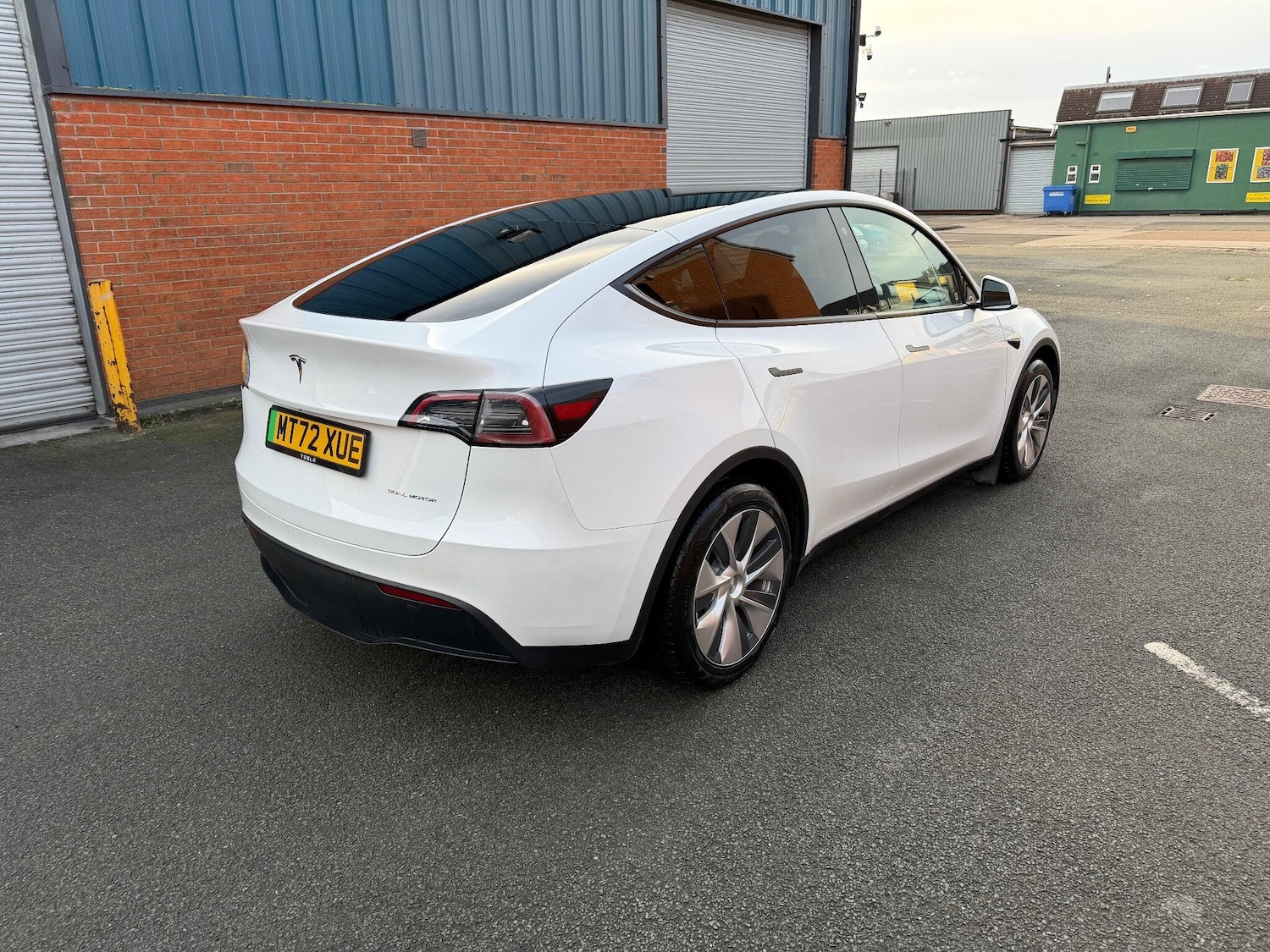 Used Tesla Model Y 2022 for sale - 76926122: Photo 3