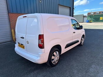 Used Vauxhall Combo 2020 for sale - 76610156: Photo