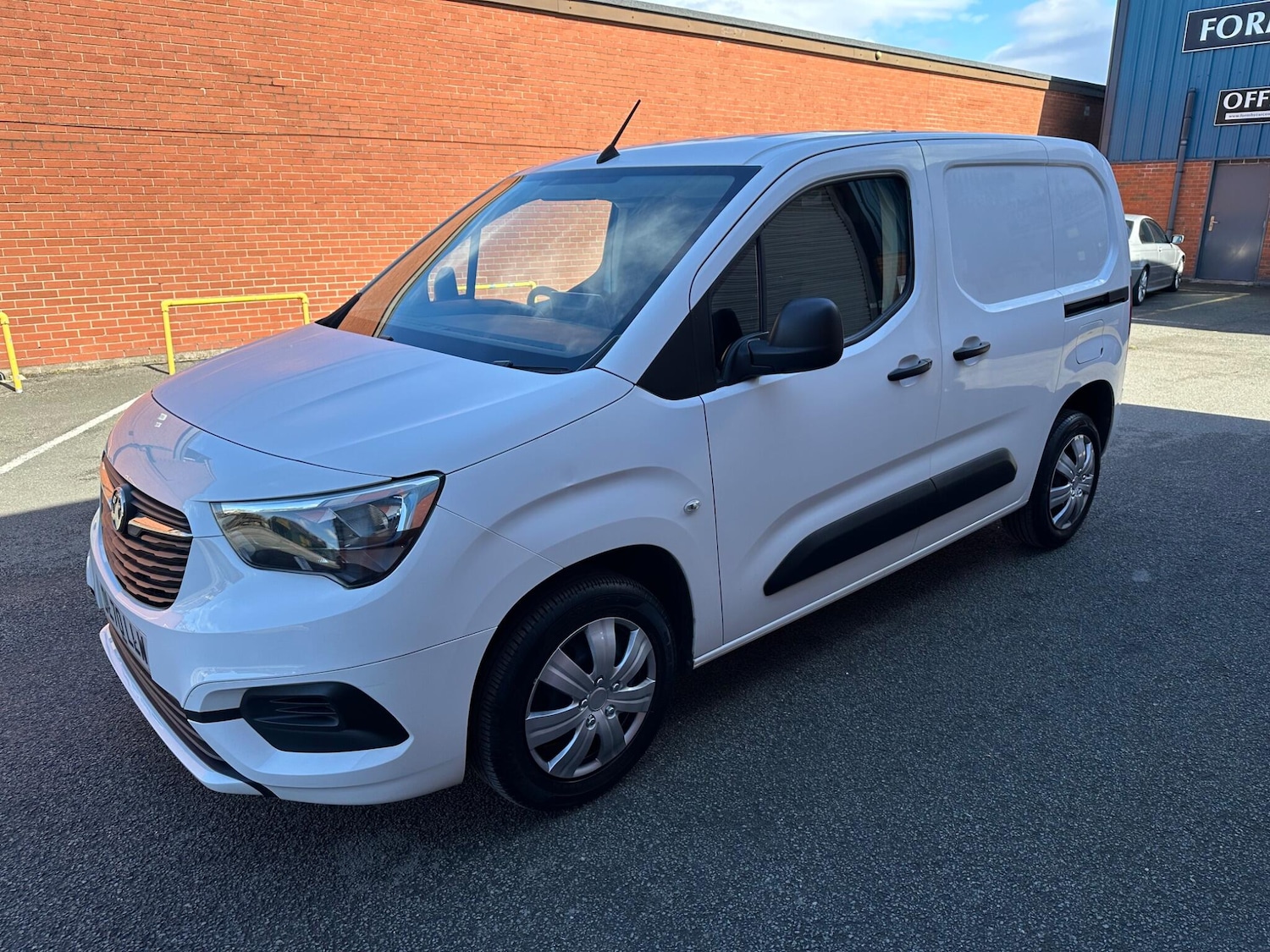 Used Vauxhall Combo 2020 for sale - 76610156: Photo 7