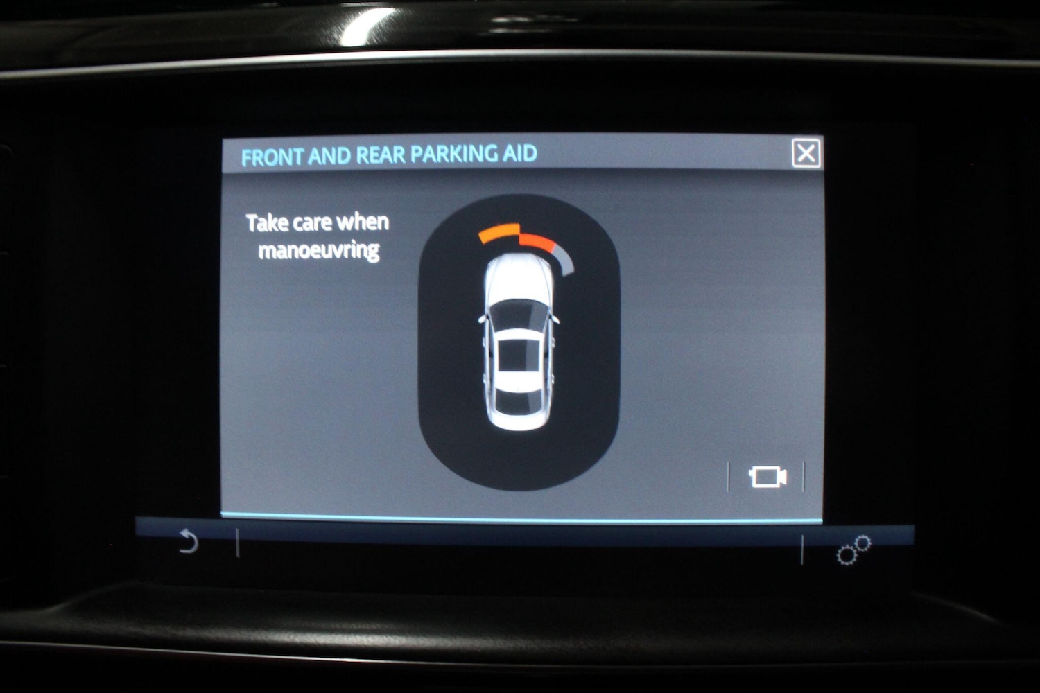 Used Jaguar XE 2016 for sale - 76138497: Photo 26