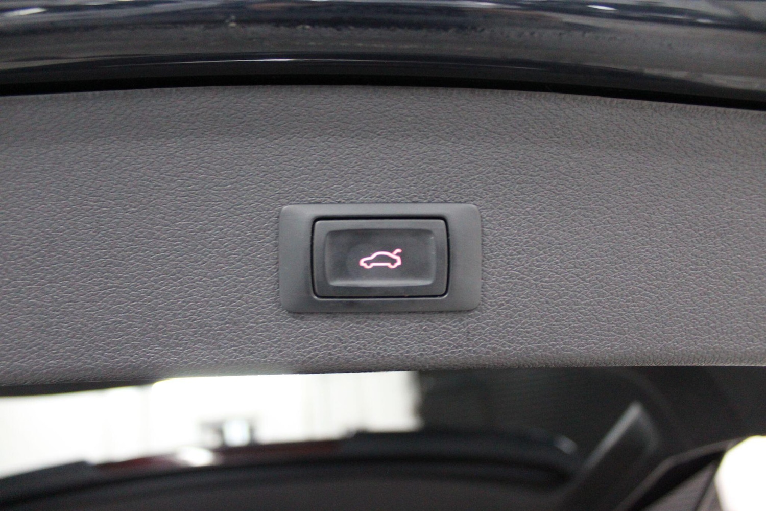 Used Audi Q5 2014 for sale - 76866100: Photo 29