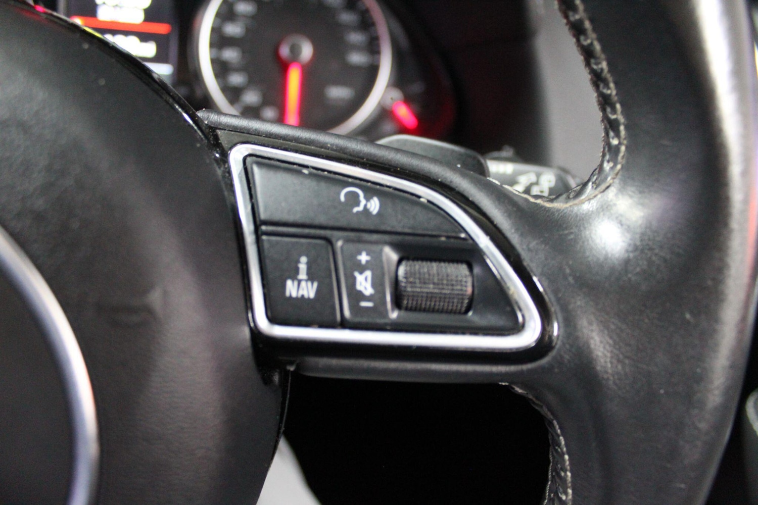 Used Audi Q5 2014 for sale - 76866100: Photo 36