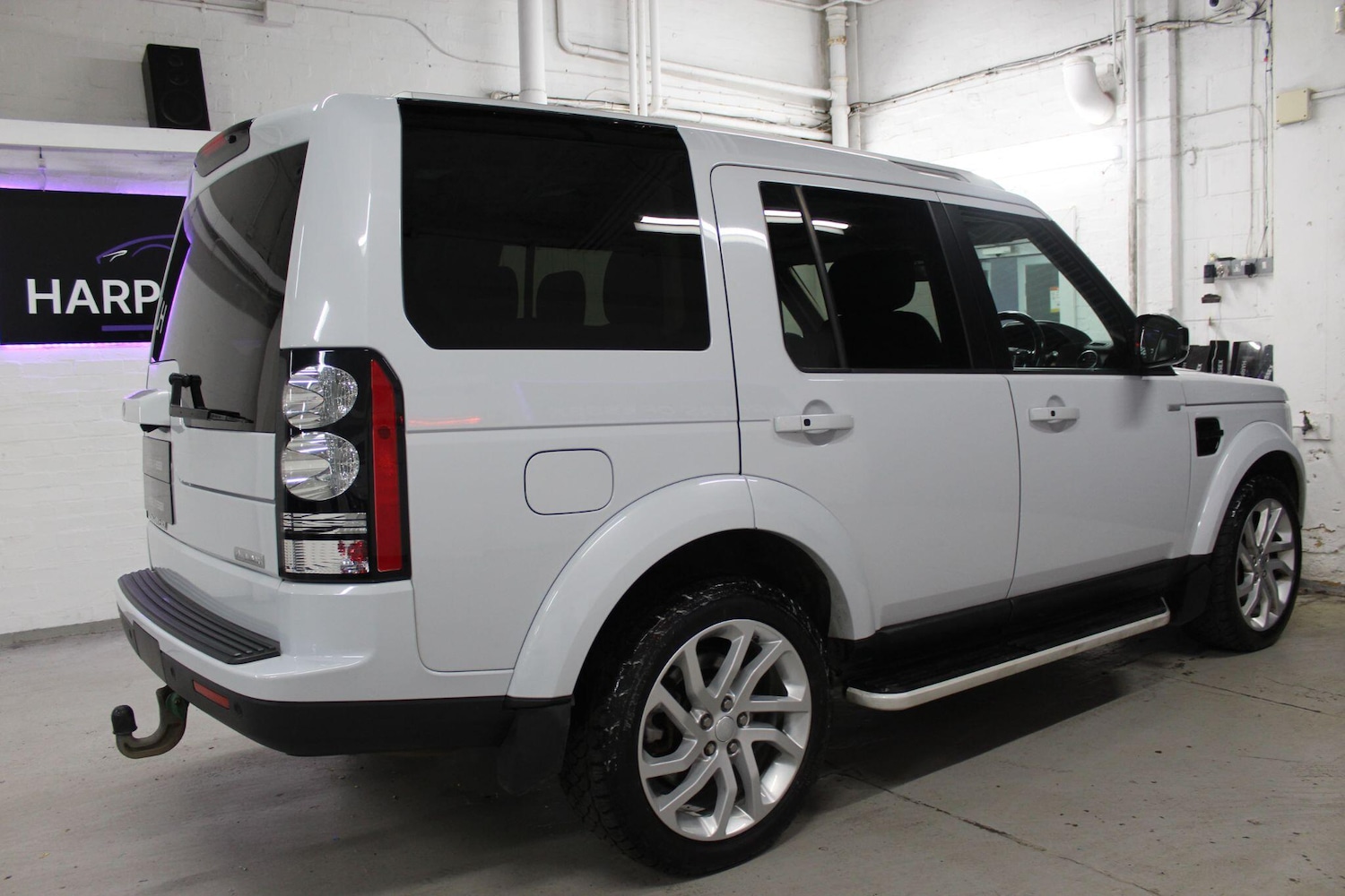 Used Land Rover Discovery 4 2016 for sale - 77215543: Photo 10