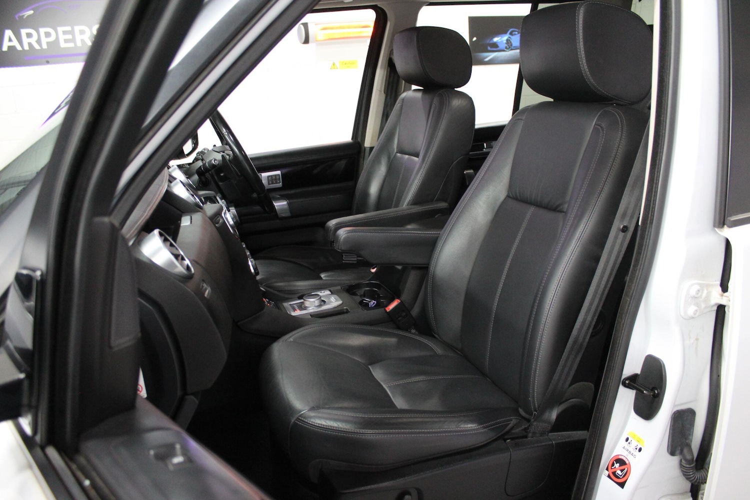 Used Land Rover Discovery 4 2016 for sale - 77215543: Photo 14