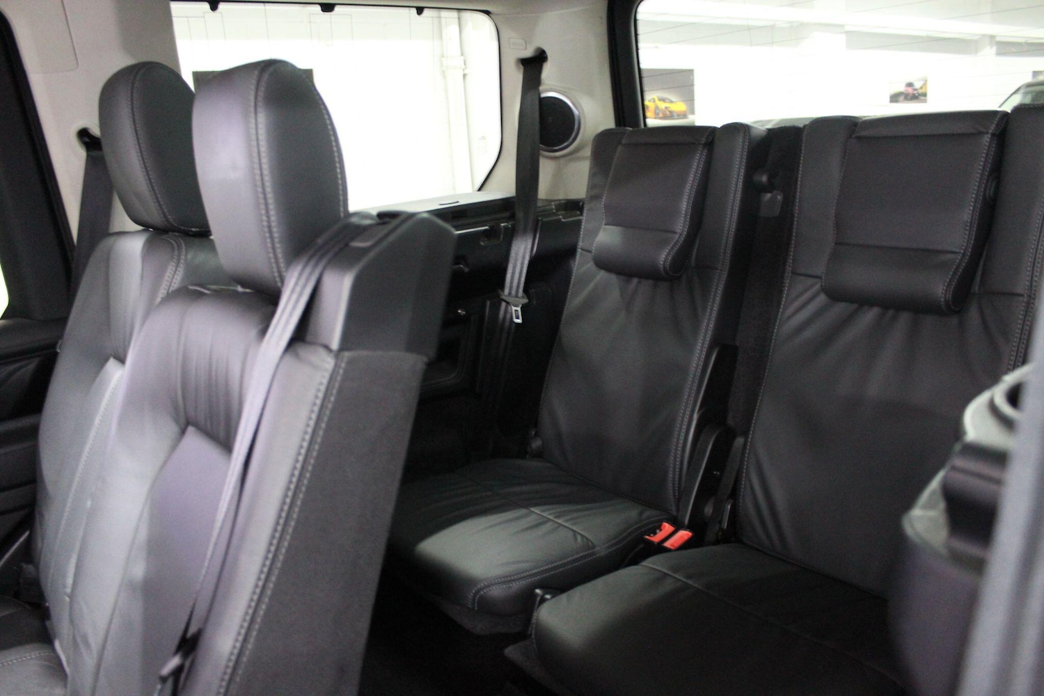 Used Land Rover Discovery 4 2016 for sale - 77215543: Photo 22