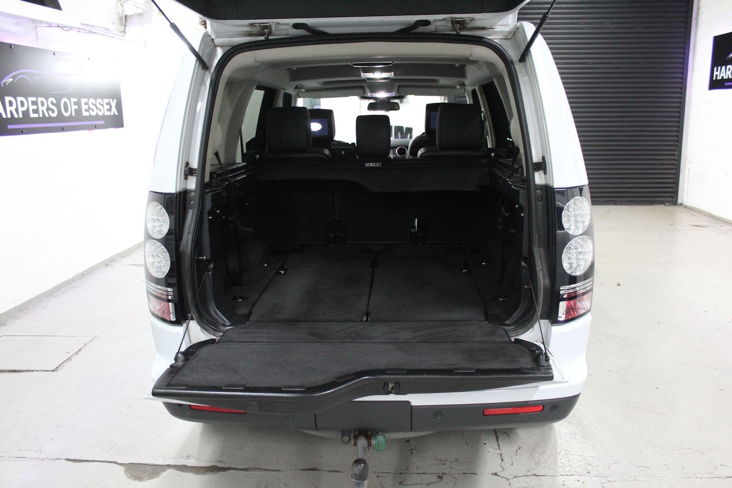 Used Land Rover Discovery 4 2016 for sale - 77215543: Photo 25