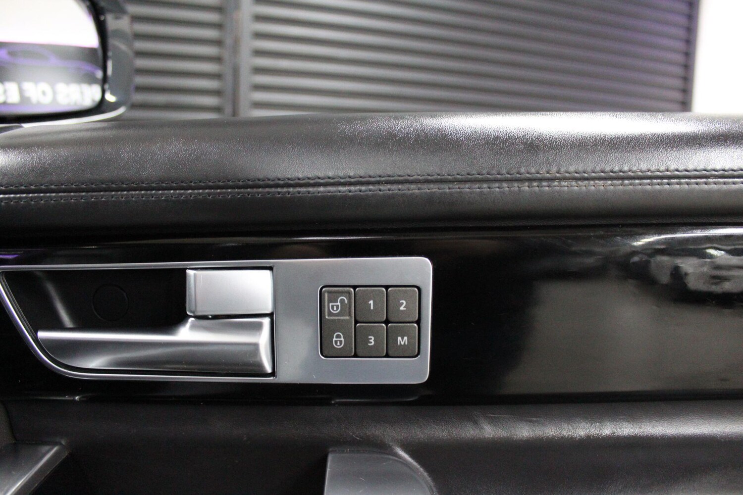 Used Land Rover Discovery 4 2016 for sale - 77215543: Photo 40