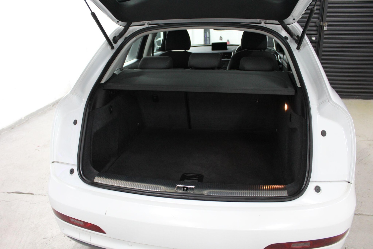 Used Audi Q3 2014 for sale - 76976660: Photo 21