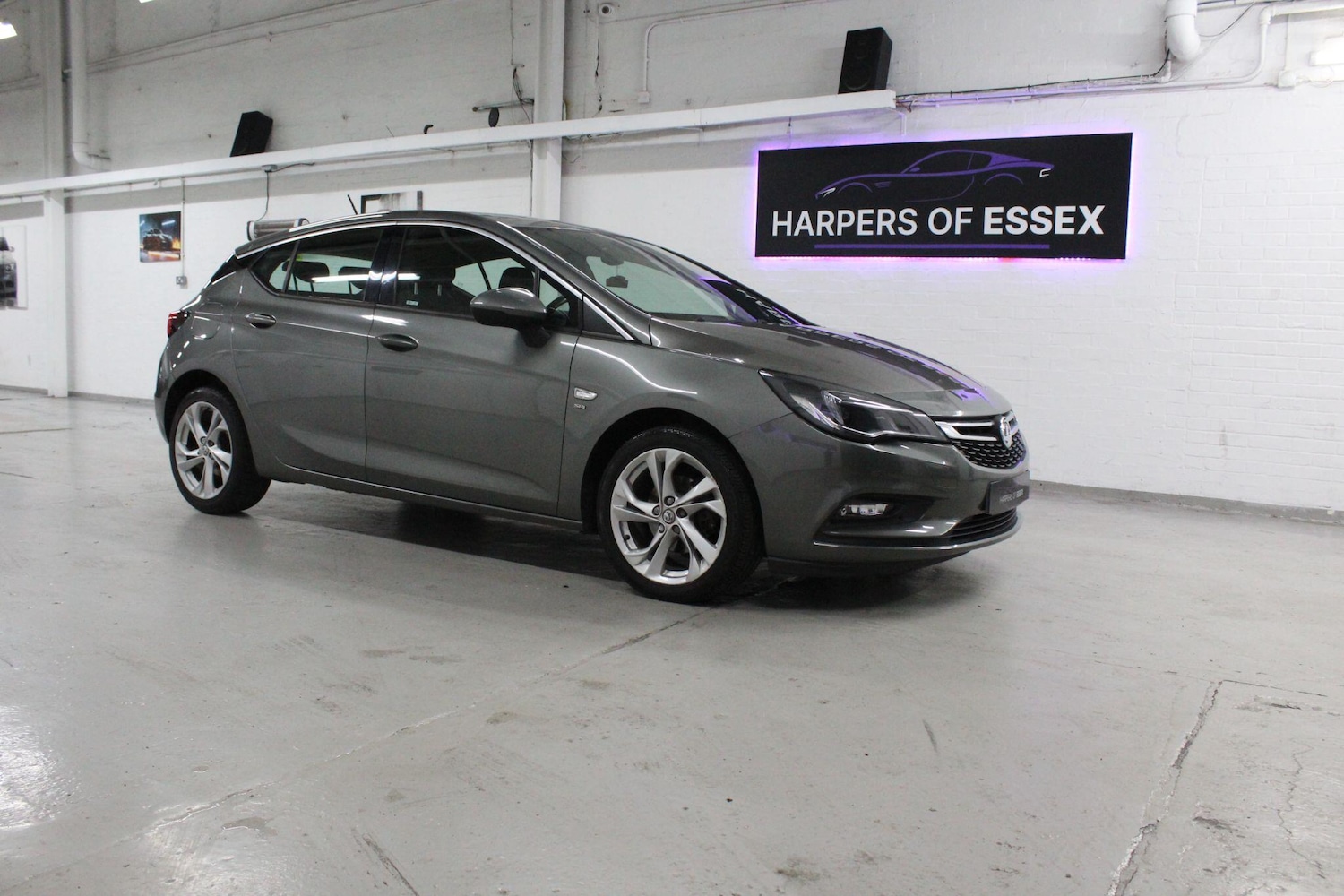 Used Vauxhall Astra 2016 for sale - 76226753: Photo 1