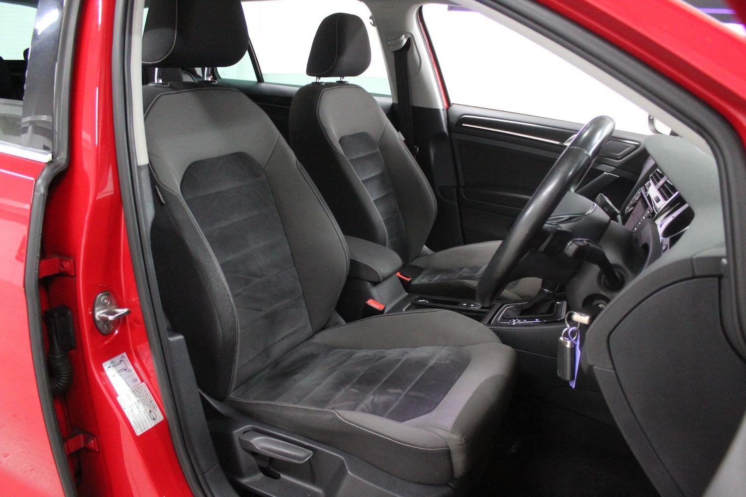 Used Volkswagen Golf for sale - 77683866: Photo 12