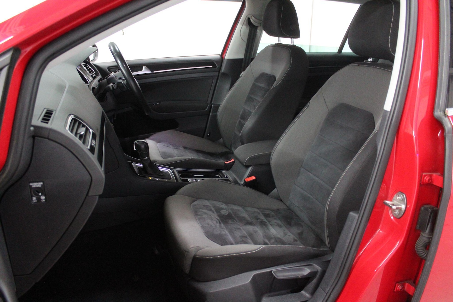 Used Volkswagen Golf for sale - 77683866: Photo 14