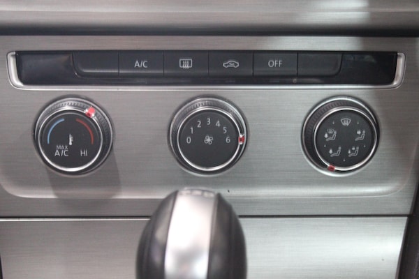 Used Volkswagen Golf 2014 for sale - 75363843: Photo 32