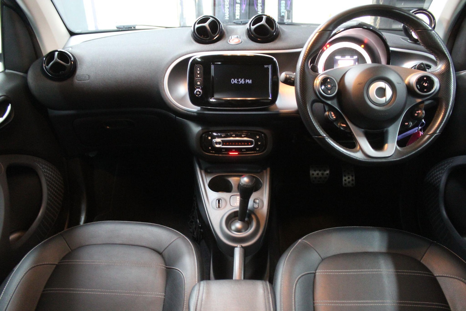 Used smart fortwo 2018 for sale - 78072219: Photo 16