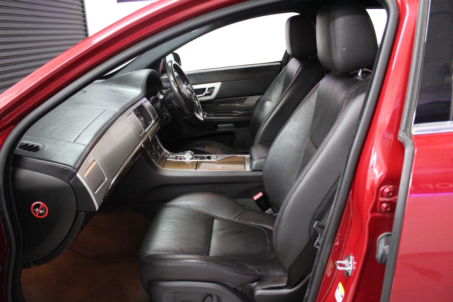 Used Jaguar XF 2015 for sale - 76865286: Photo 13