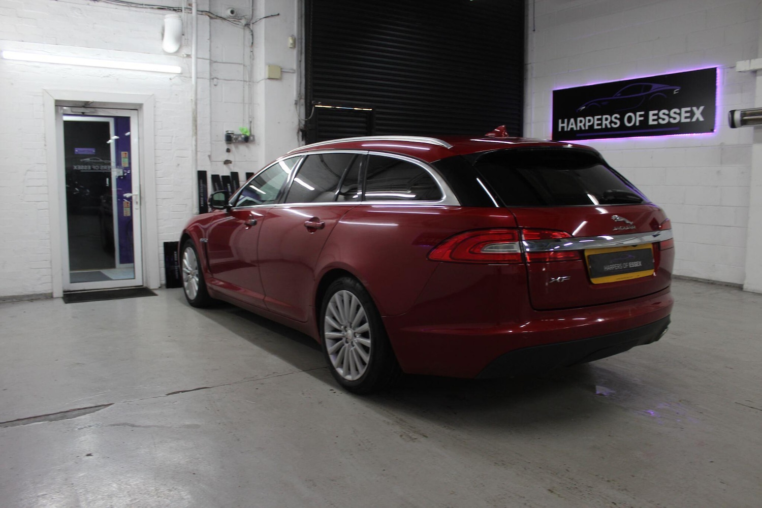 Used Jaguar XF 2015 for sale - 76865286: Photo 6