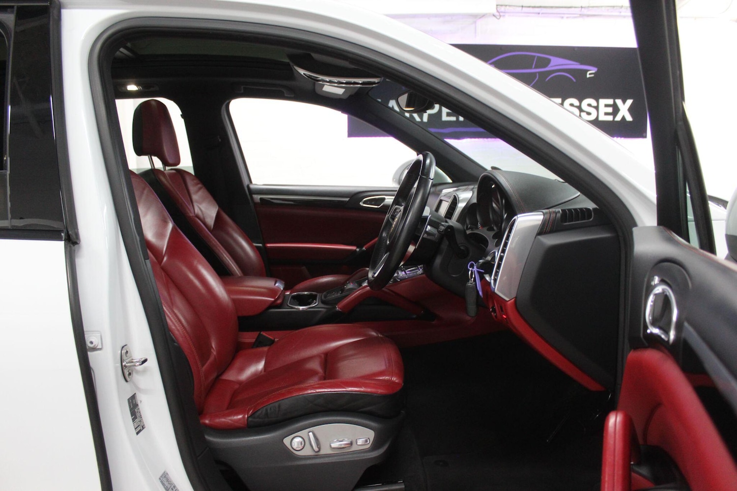 Used Porsche Cayenne 2015 for sale - 77683865: Photo 11