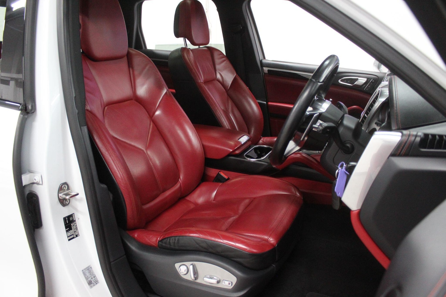 Used Porsche Cayenne 2015 for sale - 77683865: Photo 12