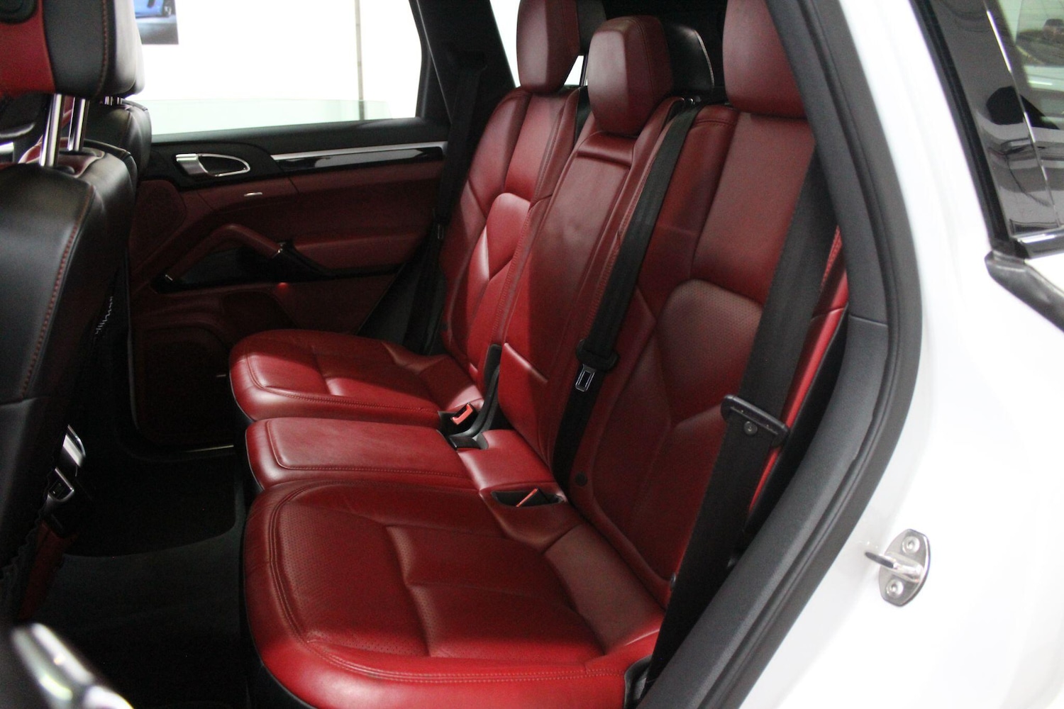 Used Porsche Cayenne 2015 for sale - 77683865: Photo 18