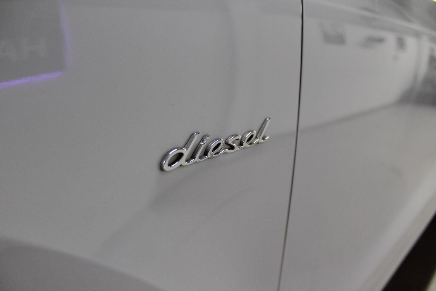 Used Porsche Cayenne 2015 for sale - 77683865: Photo 38