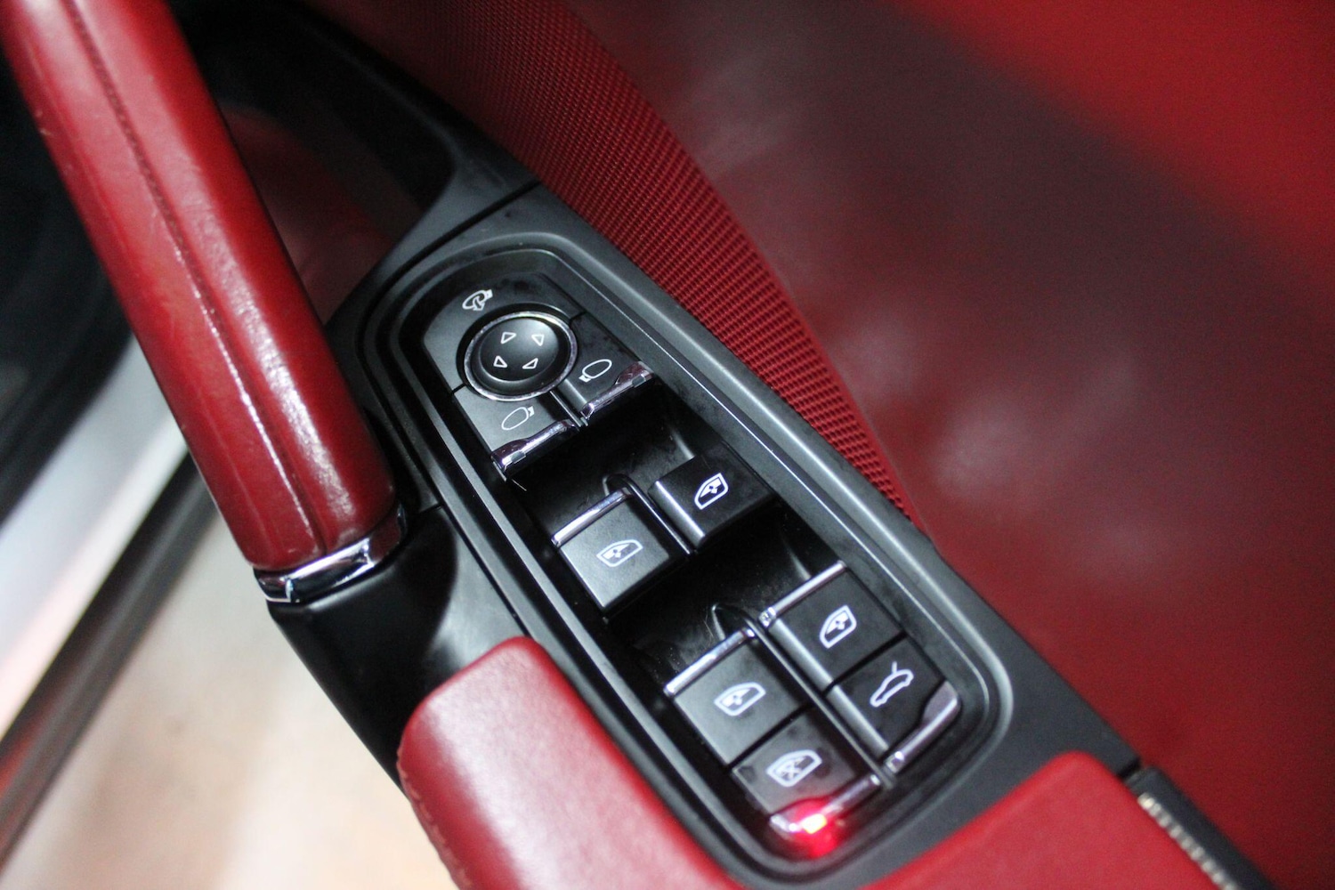 Used Porsche Cayenne 2015 for sale - 77683865: Photo 47