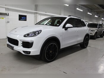 Used Porsche Cayenne 2015 for sale - 77683865: Photo