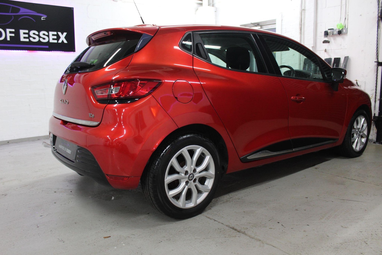 Used Renault Clio 2017 for sale - 76485910: Photo 10