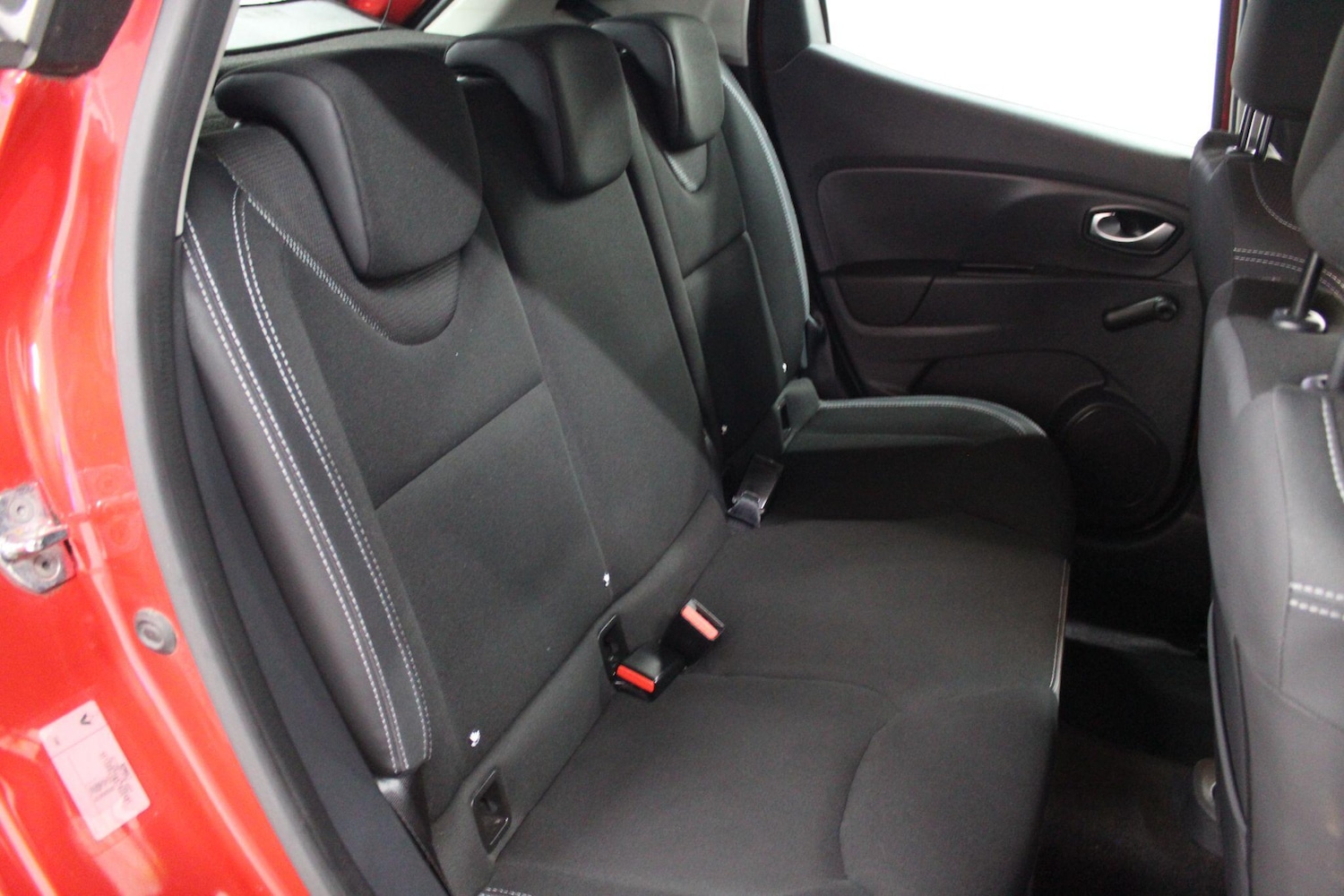 Used Renault Clio 2017 for sale - 76485910: Photo 16