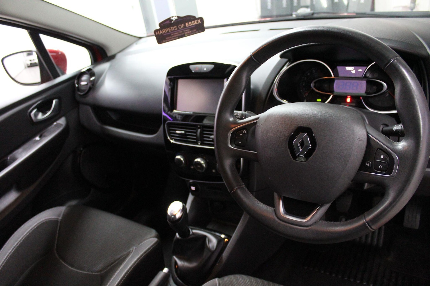 Used Renault Clio 2017 for sale - 76485910: Photo 20