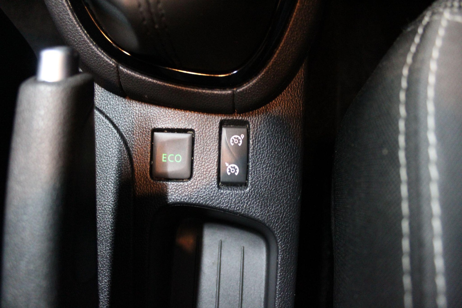 Used Renault Clio 2017 for sale - 76485910: Photo 30