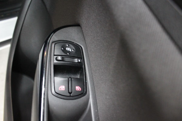 Used Vauxhall Corsa 2015 for sale - 75082729: Photo 37