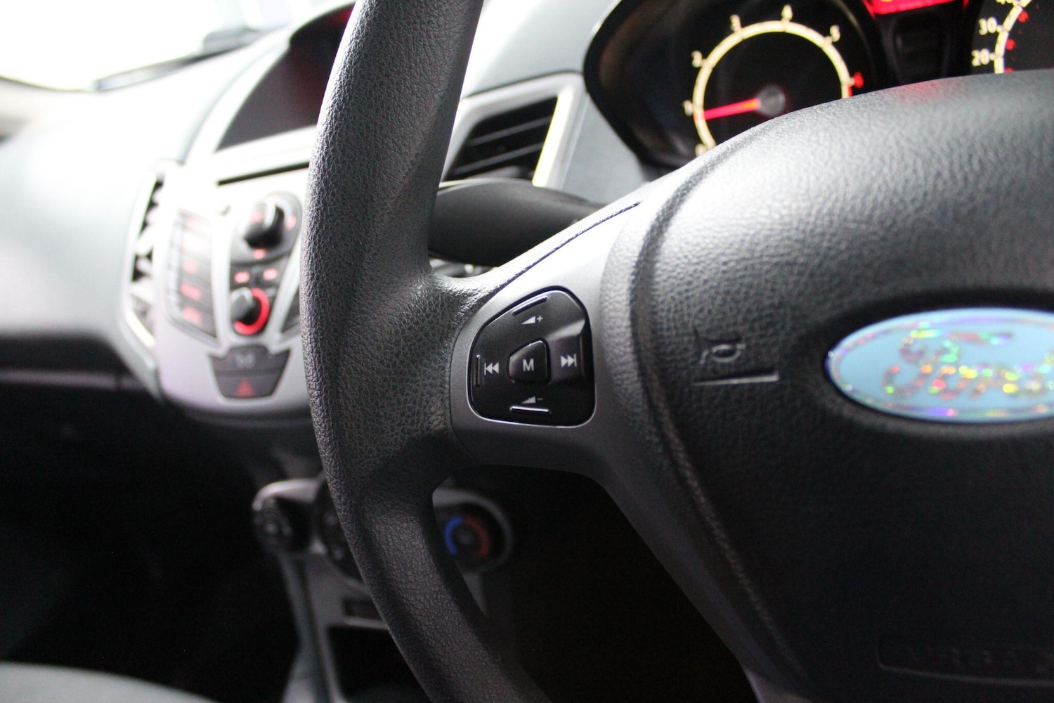 Used Ford Fiesta 2009 for sale - 76953310: Photo 31