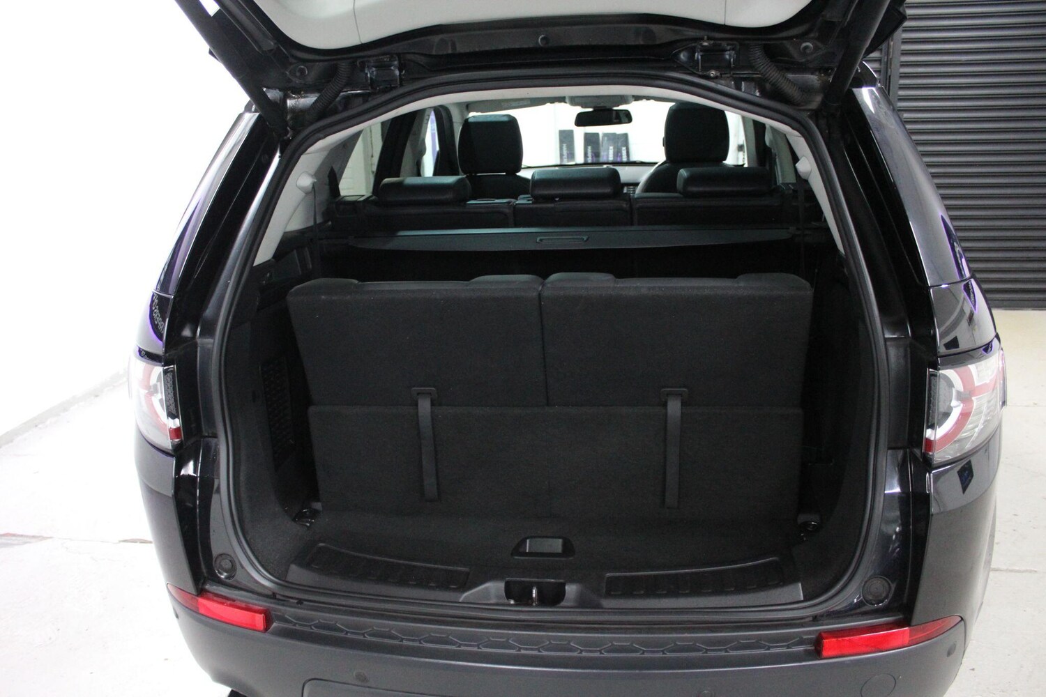 Used Land Rover Discovery Sport 2015 for sale - 76865809: Photo 18