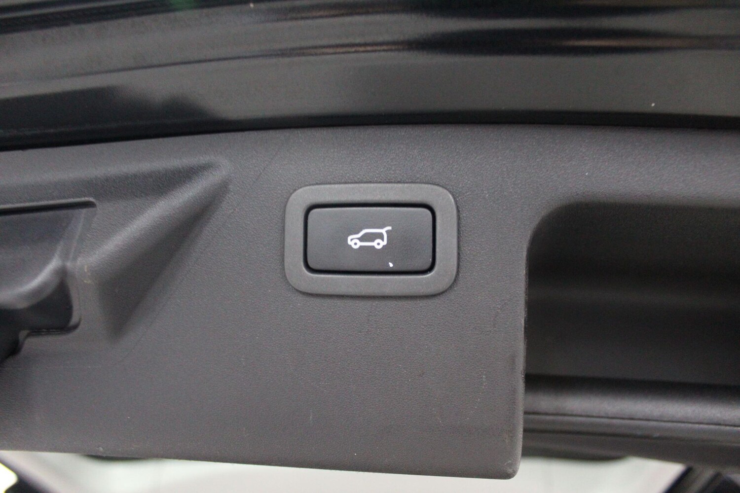 Used Land Rover Discovery Sport 2015 for sale - 76865809: Photo 20