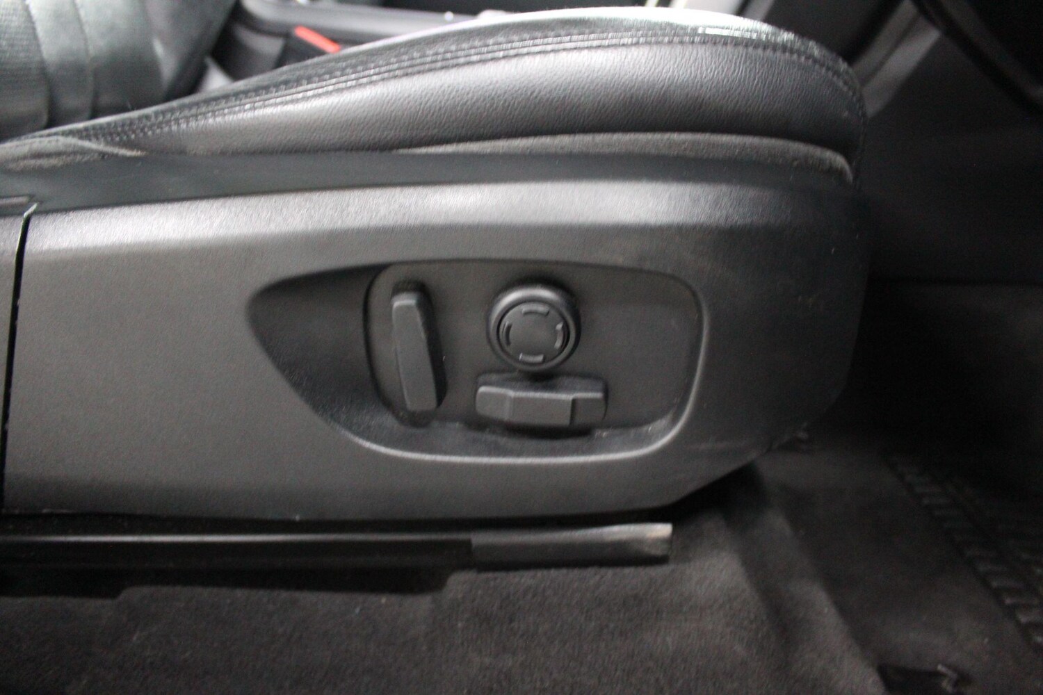 Used Land Rover Discovery Sport 2015 for sale - 76865809: Photo 23