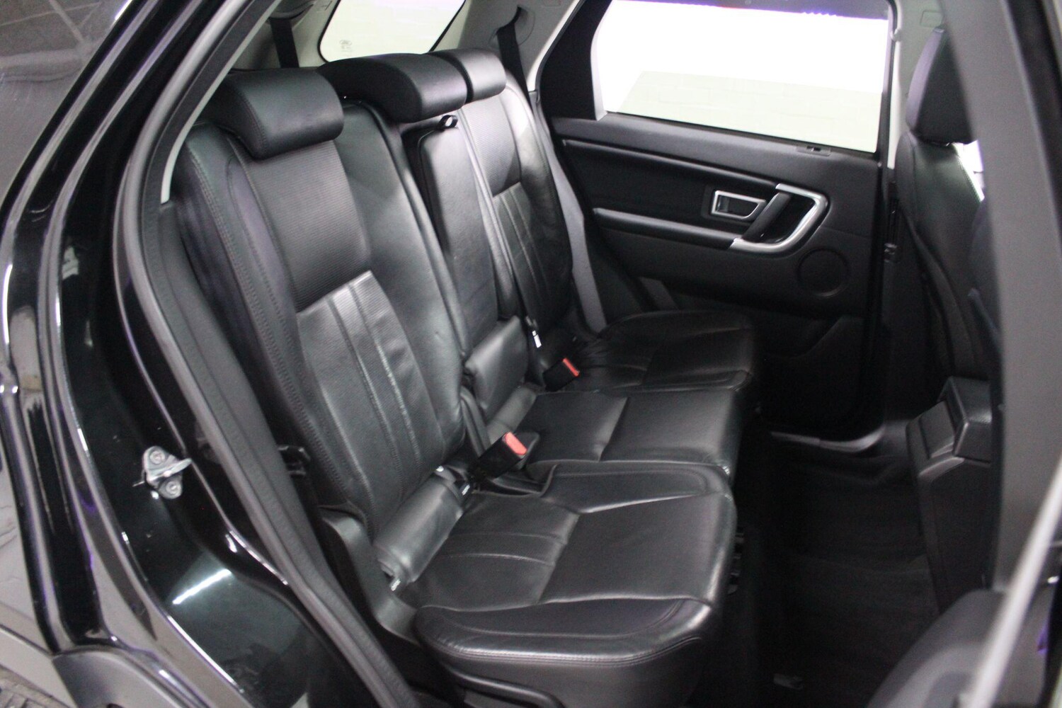 Used Land Rover Discovery Sport 2015 for sale - 76865809: Photo 27