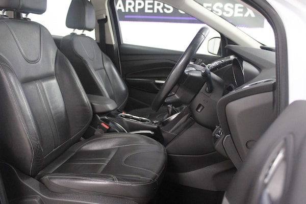 Used Ford Kuga 2014 for sale - 75001830: Photo 12